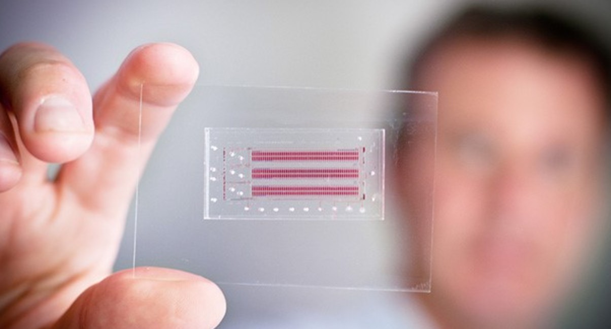 胶粘剂制造商帮天富代理助微流体医疗保健电子成为现实