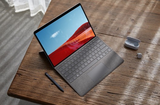 微软为 Surface Pro X 天富平台网站相机问题推出临时更新