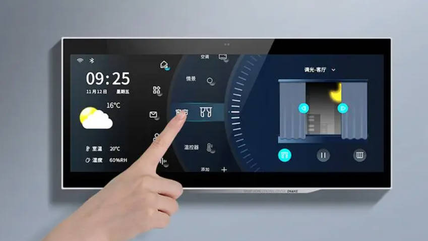 狄耐克智慧中控屏身份揭秘 | 一机多面的智慧生活家沐鸣